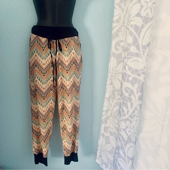 Beware Multicolored Trible Print Boho Joggers Size Large - Picture 1 of 10